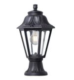 Anna & Mikrolot Lantern Post