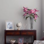 Laura Ashley 5L Matt Emulsion Paint Dark Sugared Grey - Image 4